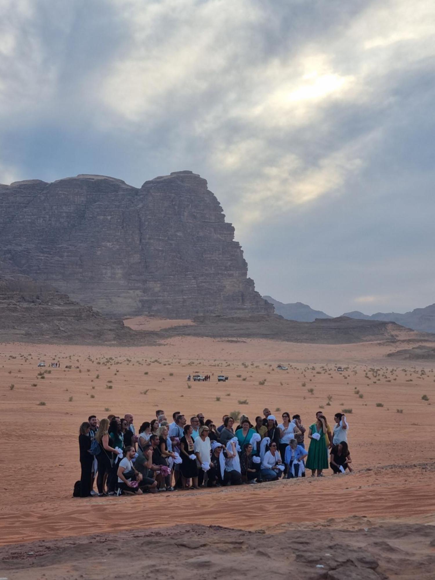 Desert Knights Camp Ram Vadisi Dış mekan fotoğraf